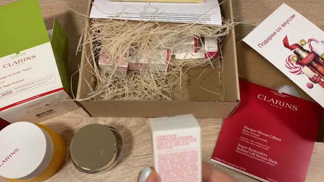 Распаковка долгожданного заказа от Clarins и конкурс с подарком! смотреть онлайн