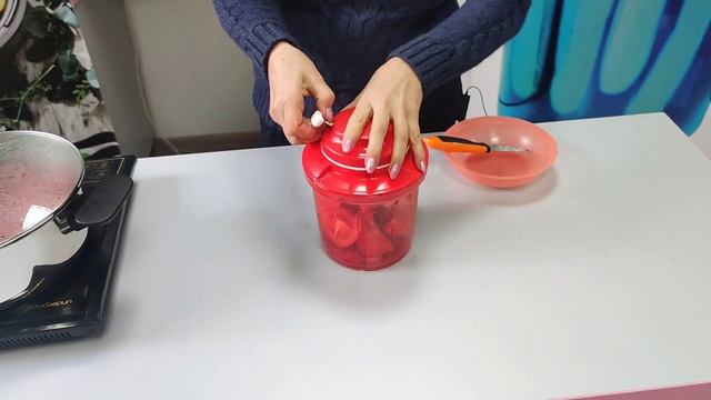Готовим вместе с Tupperware вкусный борщ в кастрюле "Universal" на 4 л ?? смотреть онлайн