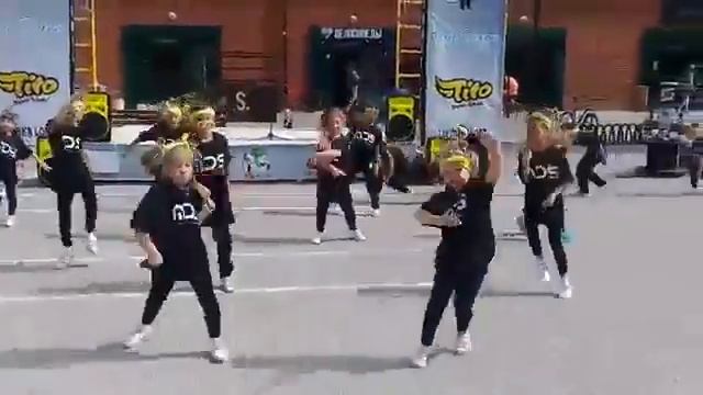 Ma-Yummy Dance Studio из Новомосковска. Фестиваль аэрографии Тула смотреть онлайн