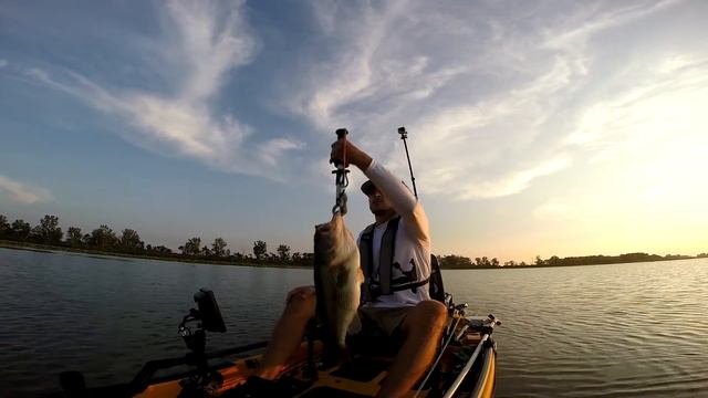 Kayak 7 Pound Ohio Bass (GoPro) смотреть онлайн
