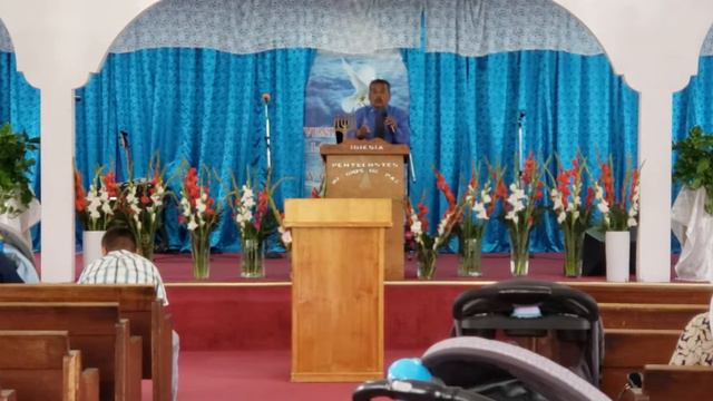 Pastor Manuel Rivas - Jesus Nuestro Refugio Parte 1 смотреть онлайн