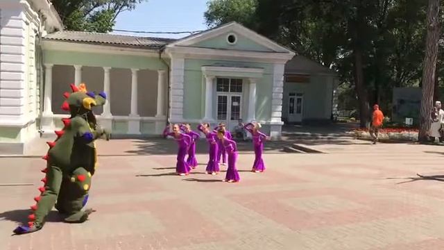 дракоша в зоопарке смотреть онлайн