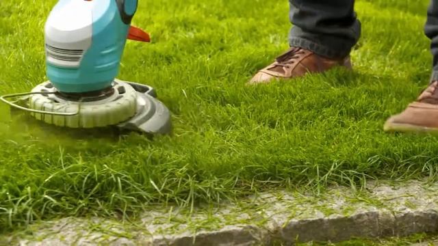 Аккумуляторные триммеры - Gardena смотреть онлайн