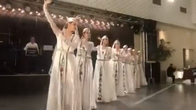 Urartu dance school : "Araks" - Armenian dance - Komotini, Greece смотреть онлайн