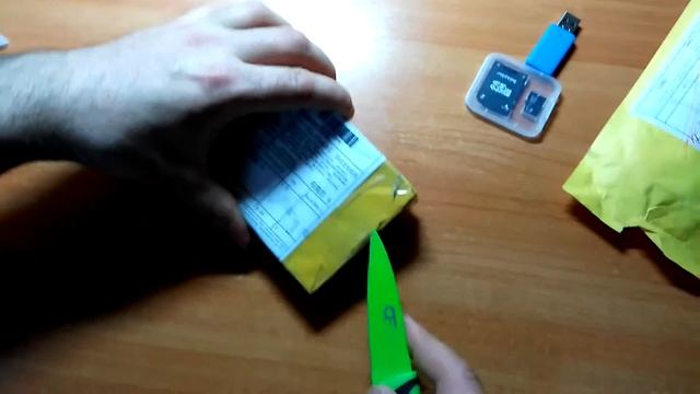 Чехол Lenovo S660, карта памяти 16 GB + переходники смотреть онлайн