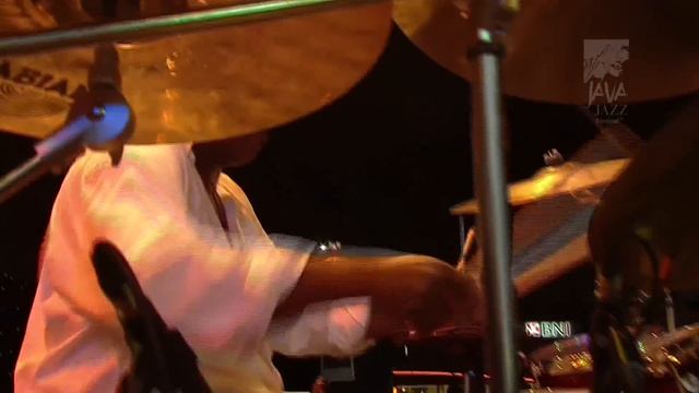 FourPlay Java Jazz festival 2011 смотреть онлайн