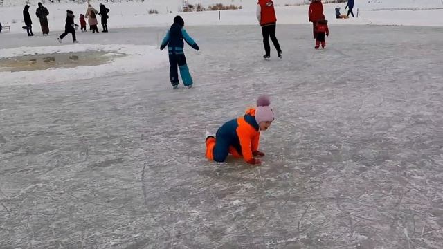 День рождения внука Славы! Открытие катка! Парк развлечений! Манты! смотреть онлайн