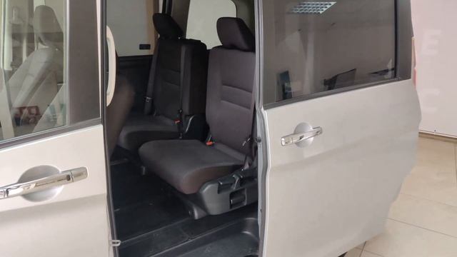 Nissan Serena 2018 г. смотреть онлайн