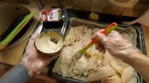 Морской Окунь В Духовке На Луковой Подушке Под Простым Соусом