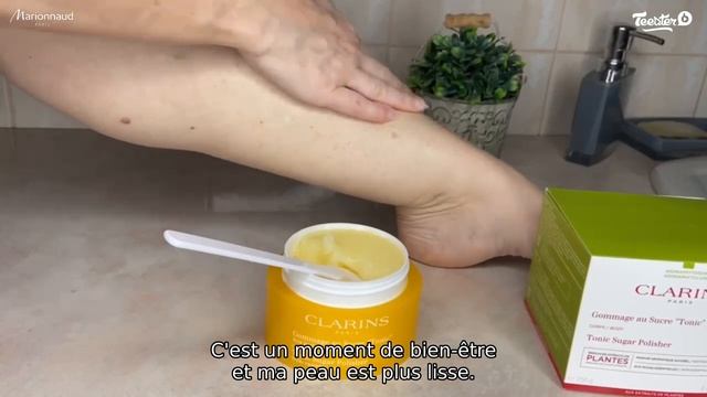 Gommage Corps aux Huiles Essentielles Gommage corps "Tonic" de Clarins - L'avis de Maryline смотреть онлайн