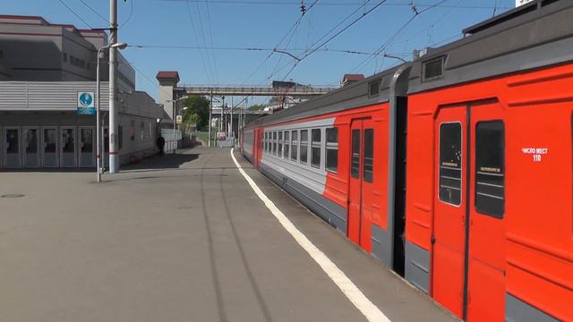 Электропоезд ЭД2Т-0045 платформа Беговая смотреть онлайн