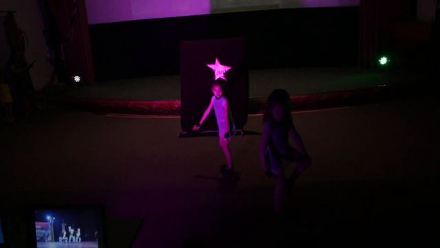 ТАЙНЫЕ АГЕНТЫ / Танцевальный коллектив "ФЕМИЛИ" смотреть онлайн