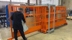 Стеллаж с вертикальными выдвижными полками. Под формат 3000х1500, 10 полок шириной 55 мм на 1 тонну