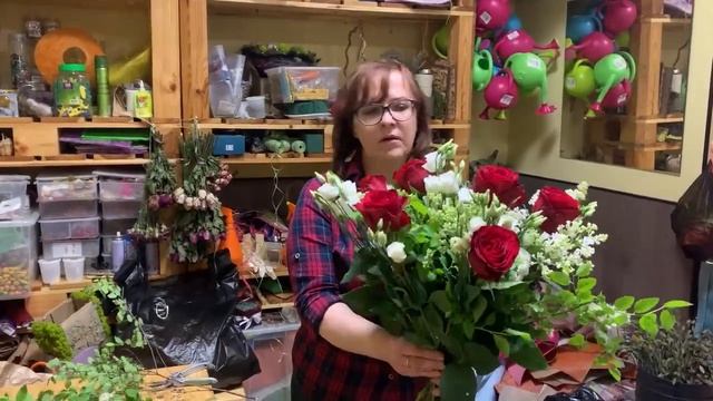 Директор школы - хочется удивить и порадовать. Какие цветы любит руководство? смотреть онлайн