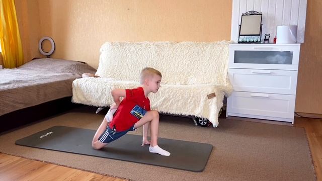 Продольный шпагат