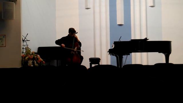 И.С.Бах- сюита для виолончели номер 3. Прелюдия и сарабанда. смотреть онлайн
