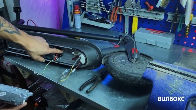 Замена контроллера электросамоката Xiaomi Mijia M365 1S/PRO смотреть онлайн