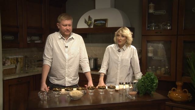 Уха из петуха. Лапша из бестера, заливное из рыбы смотреть онлайн