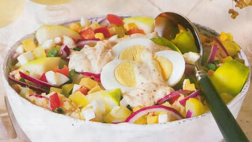 Пасхальный салат. Традиционный рецепт смотреть онлайн