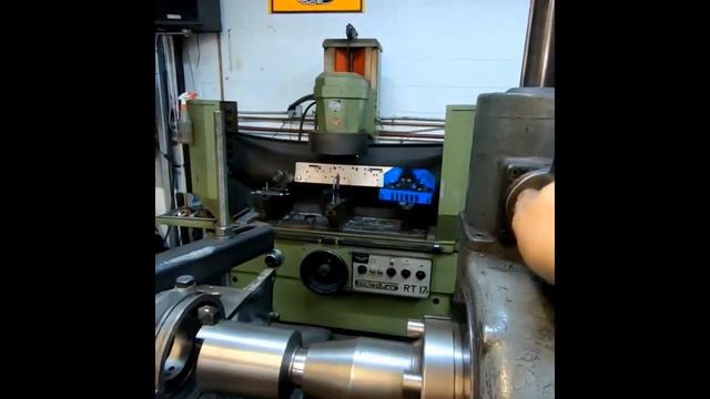 302 Ford One piece rear main seal conversion смотреть онлайн