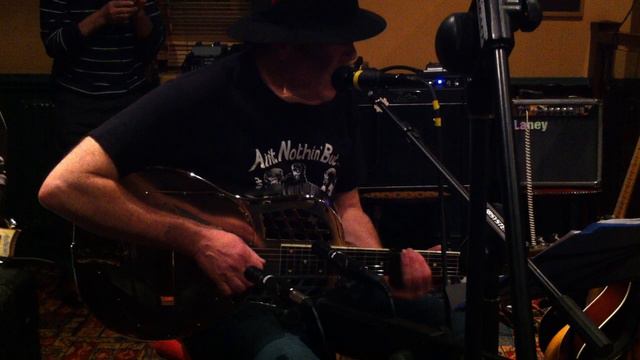 Walkin' Blues - Dirty Water Unplugged смотреть онлайн