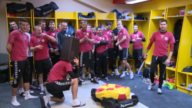 #KOKOSmash - Korona Kielce przeciwko Klubowi Kokosa смотреть онлайн