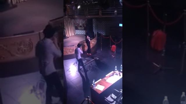 «Золотой микрофон» в караоке-баре 40х40 смотреть онлайн