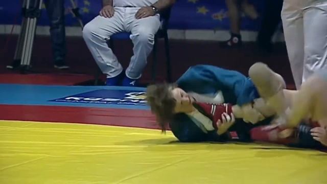 Чемпионат Европы 2014 \ Екатерина Прокопенко BLR \ болевой на ногу смотреть онлайн