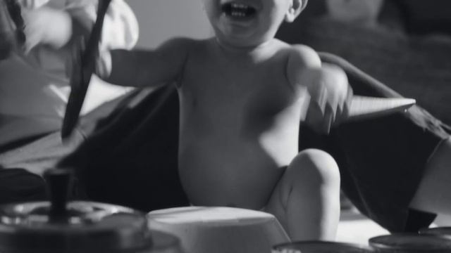 Huggies® Special Delivery™ diapers смотреть онлайн