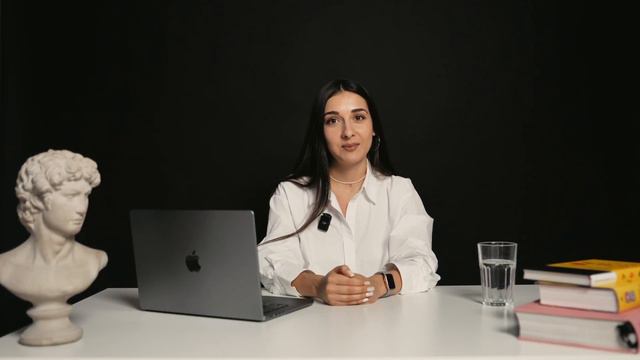 КАК СТАТЬ ГРАФИЧЕСКИМ ДИЗАЙНЕРОМ 👩🏻💻/ 3 ПУТИ смотреть онлайн