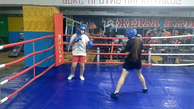 Бокс Спасск - Дальний Алена - Кристина смотреть онлайн