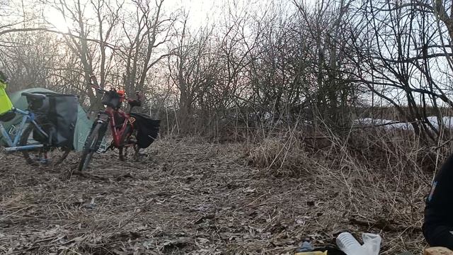 Первое ПВД с ночёвкой на велосипеде с кошкой смотреть онлайн
