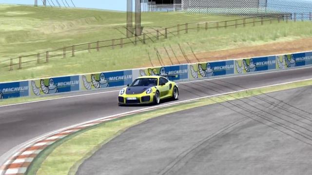 Porsche 911 GT2 RS vs Sportscars at Bathurst смотреть онлайн