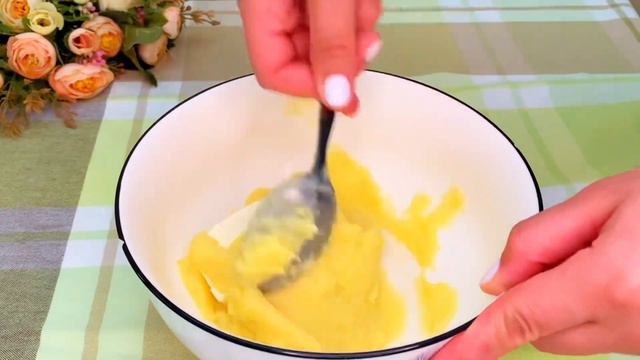 ГОТОВЛЮ ТРИ РАЗА В ДЕНЬ!Потрясающие Булочки Из Нащей Кофейни.Pampıq Kimi Yumşaq Kremli Bulku смотреть онлайн