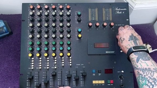 Studiomaster Studio 4 | vs 16 8 2 mixer | + bonus hybrid studio tour
