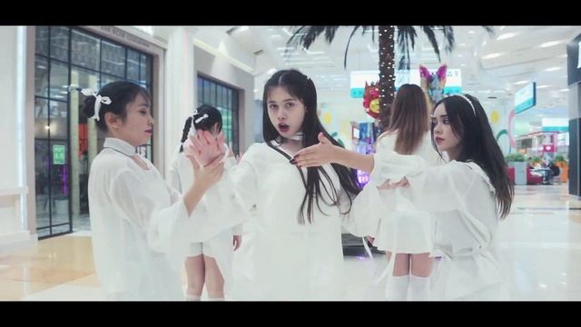 [KPOP IN PUBLIC] NewJeans (뉴진스) 'Cool with you' dance cover by SoFine смотреть онлайн