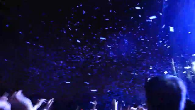 TIЁSTO. St Petersburg. September 11 - Paper snow смотреть онлайн