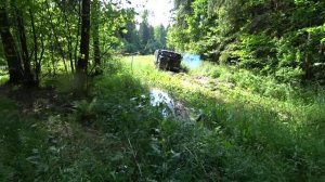 Он там не проедет!!!! Испытания Газ-66 на резине от БТР! Всем советую.