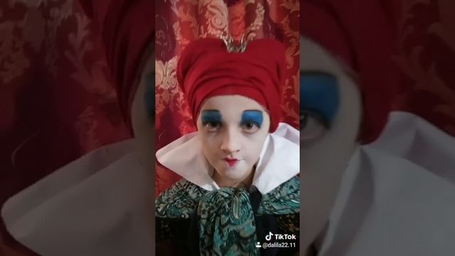 Кто съел королевский торт! #алисавстранечудес #тикток смотреть онлайн