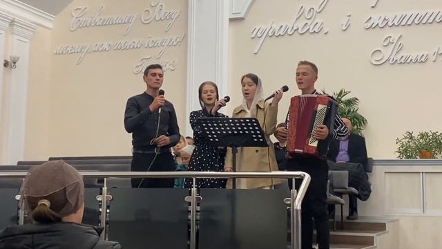 Група с. Нетреба - «Тихо над горами тане туман» смотреть онлайн