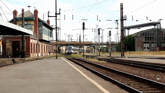 [MÁV] Vonatok Budapest-Nyugati / Trains in Budapest смотреть онлайн