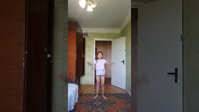 я сломала ногу смотреть онлайн