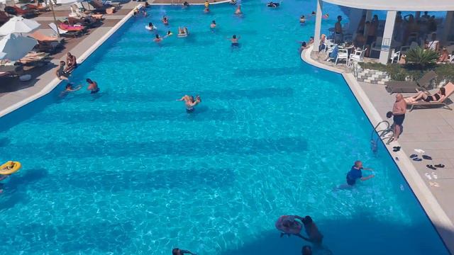 J'Adore Deluxe Hotel & Spa 5+ Бассейн пати (Сиде, Турция) смотреть онлайн