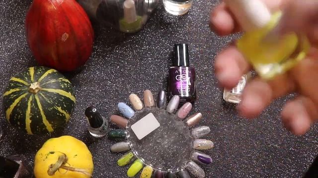 ВСЕ ЛАКИ СЛАЗЯТ С НОГТЕЙ!10 СЕКРЕТОВ ПРОДЛИТЬ СТОЙКОСТЬ ОБЫЧНЫМ ЛАКАМ. смотреть онлайн