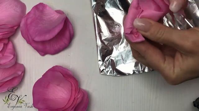 ❗ подробный МК для начинающих ? DIY ? реалистичная РОЗА из фоамирана смотреть онлайн