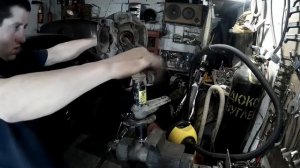 как поменять стойку, верхнюю опору, пружину lanos с о снятием и установкой