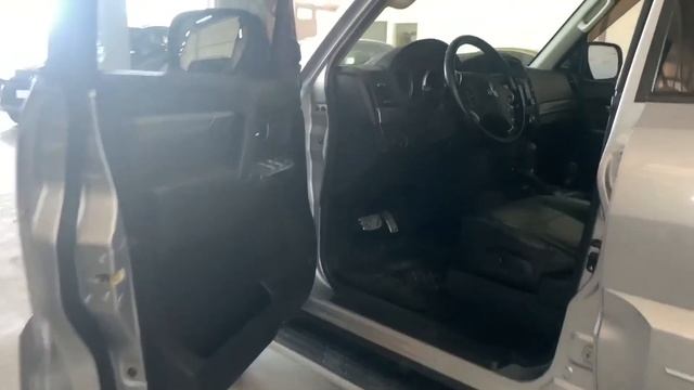 Видеопрезентация автомобиля Mitsubishi Pajero смотреть онлайн
