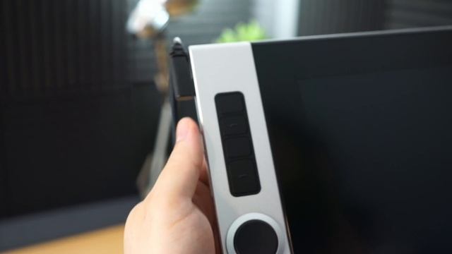 BRILLIANT BUTTONS TERRIBLE STAND! XP-Pen Innovator 16 Unboxing Review! смотреть онлайн