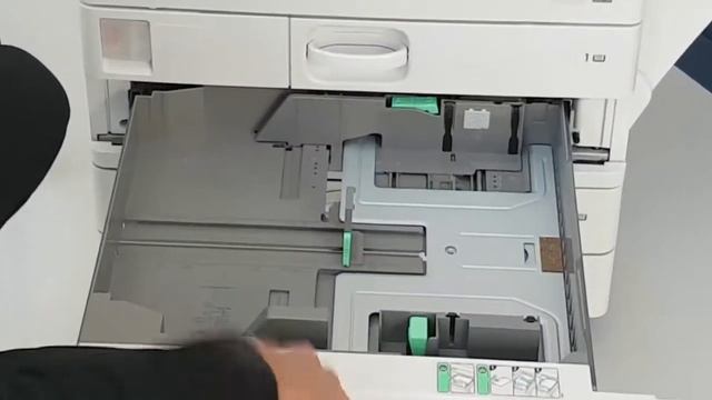 How to Load A3 and A4 Paper into a Ricoh Photocopier Correctly смотреть онлайн