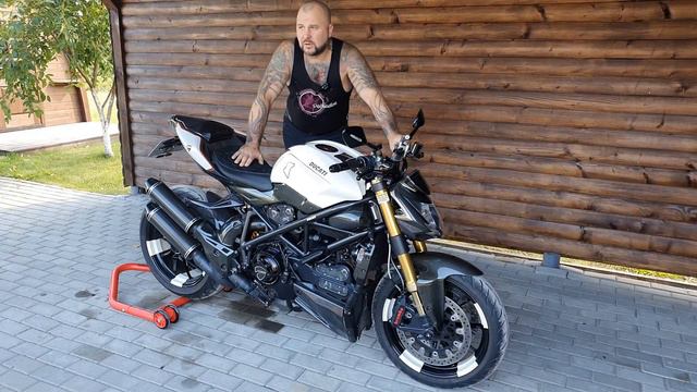 DUCATI 1098 STREETFIGHTER (MOTO GURIS)